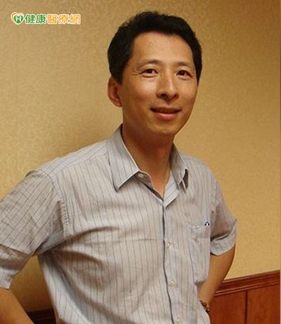 é«˜é›„é•·åºšé†«é™¢è˜‡èŒ‚æ˜Œé†«å¸«æé†’ï¼Œå¸å…¥å™¨æ–¹å¼è¦ç”¨å°ï¼Œæ‰èƒ½é”åˆ°ä¸€å®šçš„æ°£å–˜æŽ§åˆ¶æˆæ•ˆã€‚